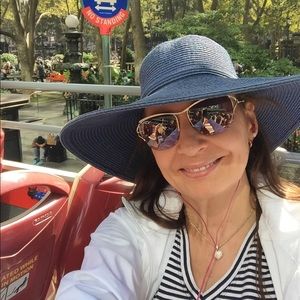 Meet your Posher, Diane